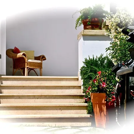 Leukasia 마리나 디 페스콜루스